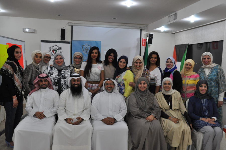 دعاهن الى الاستفادة من البرامج الخاصة التي تقدم في الجمعية