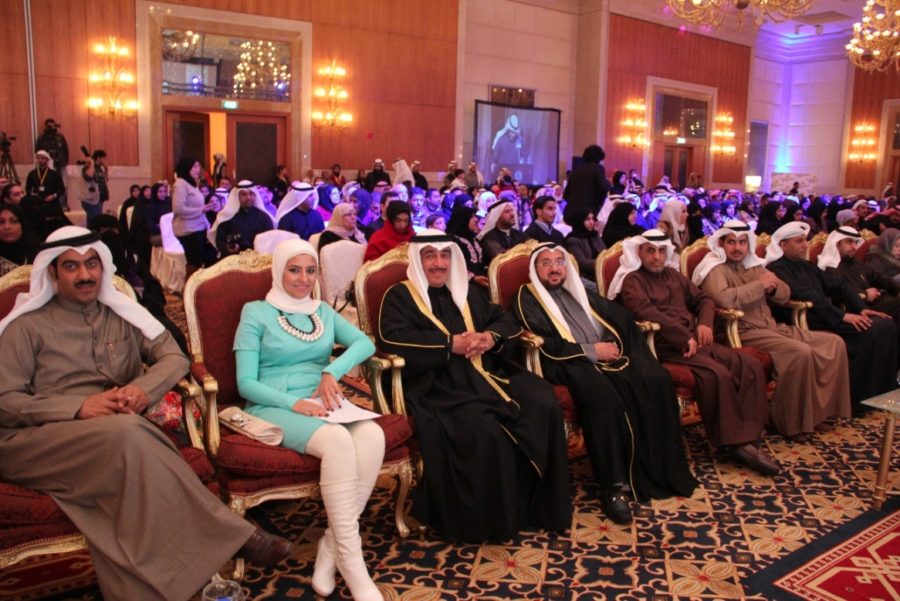 رعا احتفال جمعية المهندسين بتكريم طلبة مشاريع التخرج بكلية الهندسة