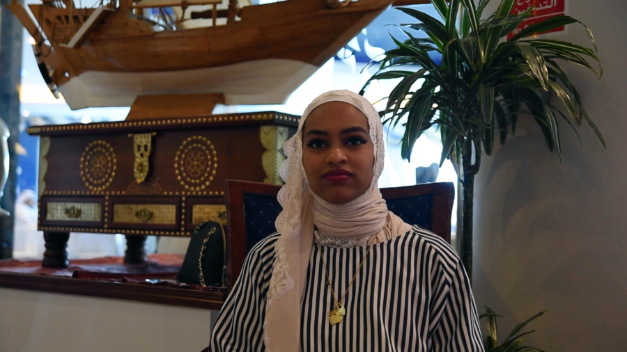 كلمة الطالبة منيرة الظفيري بمؤتمر المرأة الكويتية في عيون عالمية