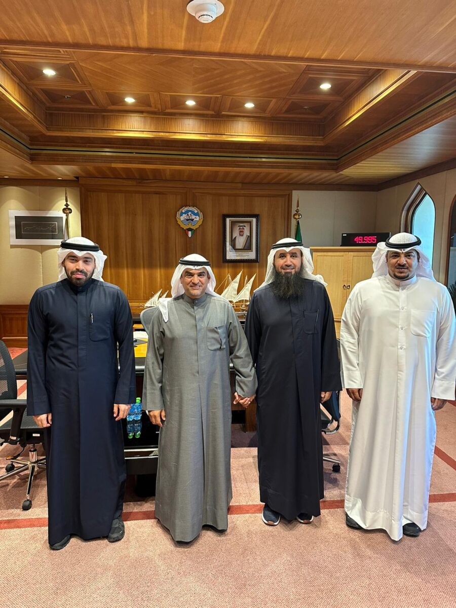 لقاء مع الوزير الحجرف لوضع حل شامل لبدلات  المهندسين وتحسين مستوى معيشتهم