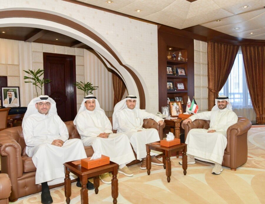 الهدية : مستمرون في دعم الحكومة لتوسيع عمل المحافظات