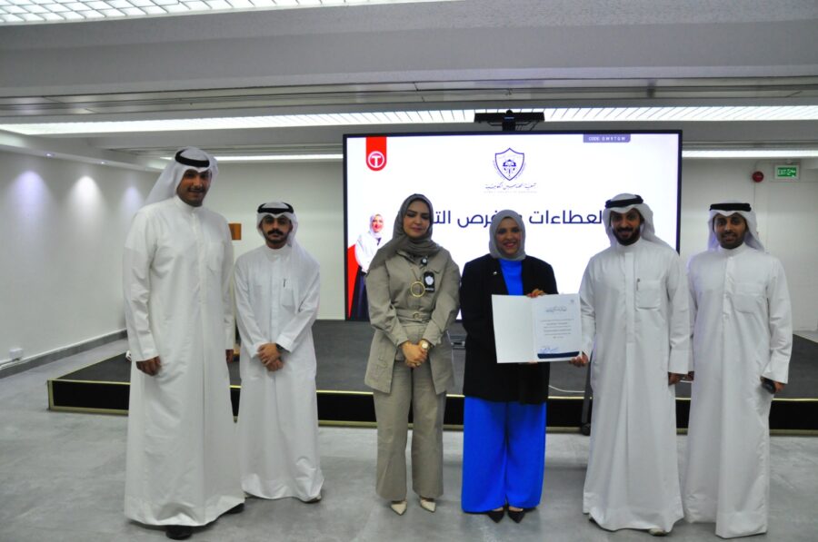 اللجنة الثقافية بالتعاون مع مركز التوظيف  ينظمان محاضرة ” أسرار العطاءات والفرص التجارية “