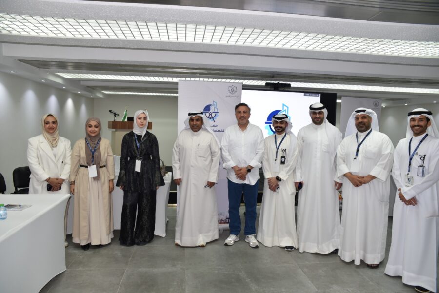 إقبال ملحوظ من خريجي الثانوية وذويهم  الجمعية أقامت معرض التخصصات الهندسية بمشاركة الجامعات في الكويت