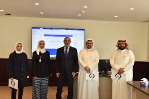 مركز التدريب أقام دورة ” التدقيق الداخلي على المشاريع والعقود ” و دورة ” صيانة وإدارة الطرقات والجسور “