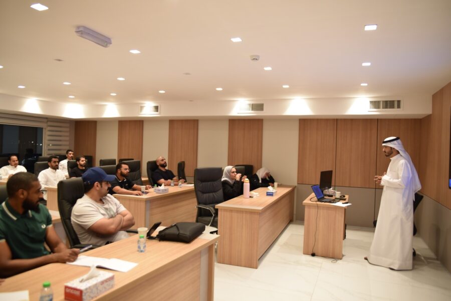 دورات تأهيل المقاول المثالي بمشاركة نحو 25 مهندسا ومهدسة